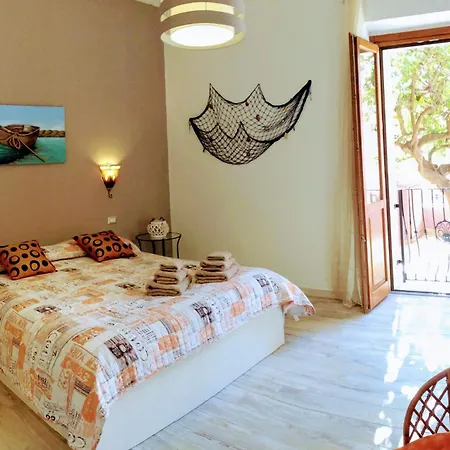 Stella Del Sud Bed and Breakfast 4*